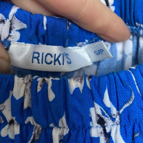 Ricki’s Floral Dress - Picture 2 of 7